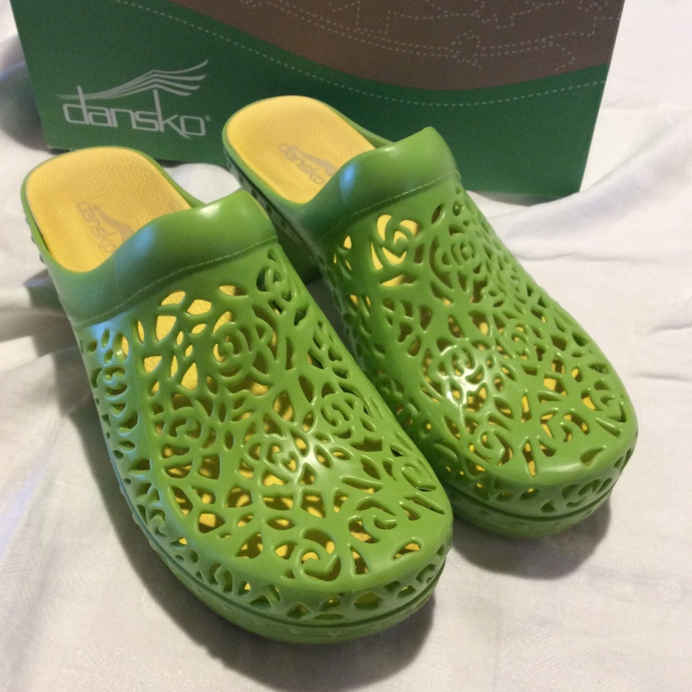Dansko Pippa Clog 39